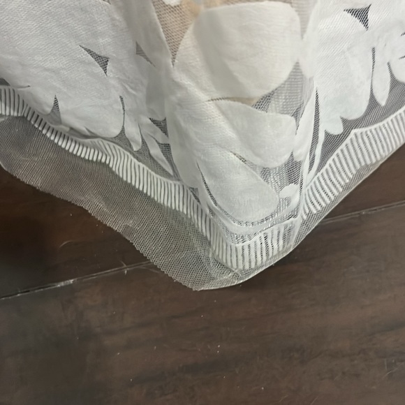 Luxxel long evening dress tan inside with a beautiful white overlay size small - Picture 5 of 9